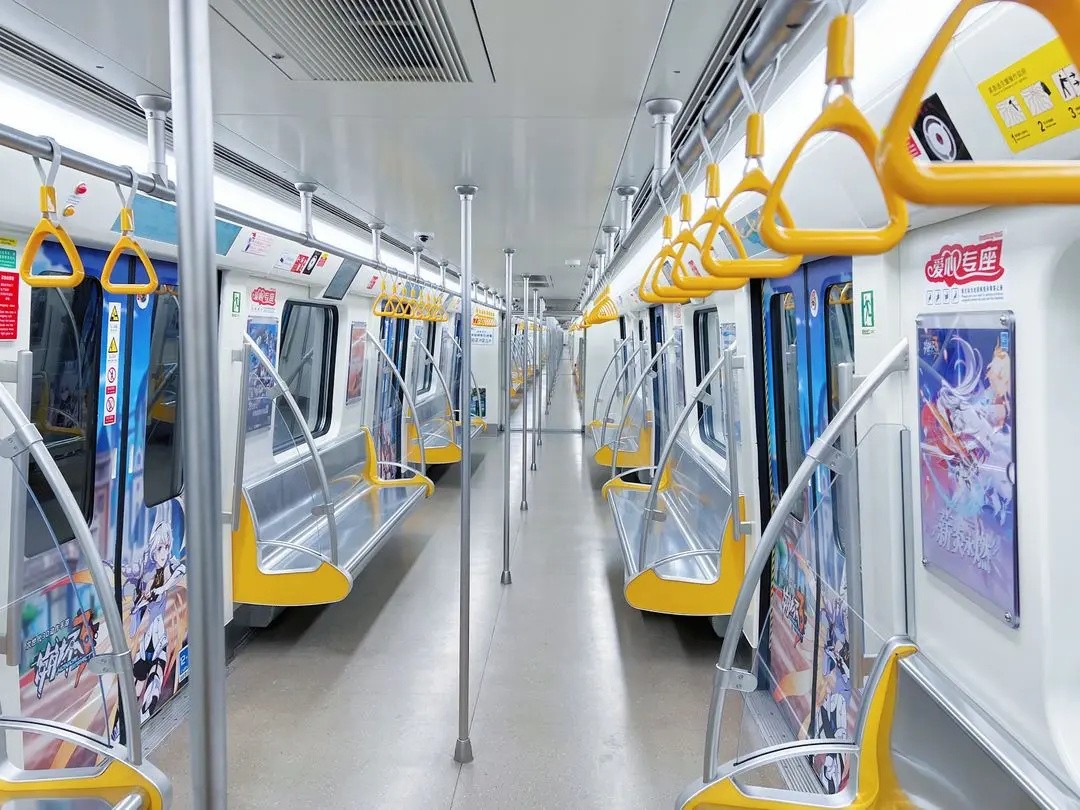 《崩坏3》主题地铁「琪亚娜时光专列」登陆上海、深圳、成都