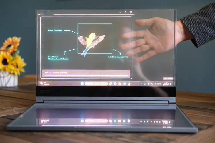 联想发布ThinkBook 透明显示概念笔记本电脑，展现科幻魅力与无限可能